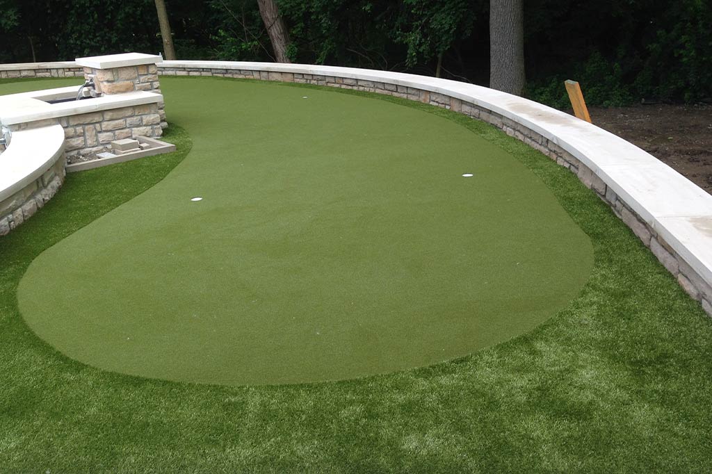 Backyard Completion - Image 1